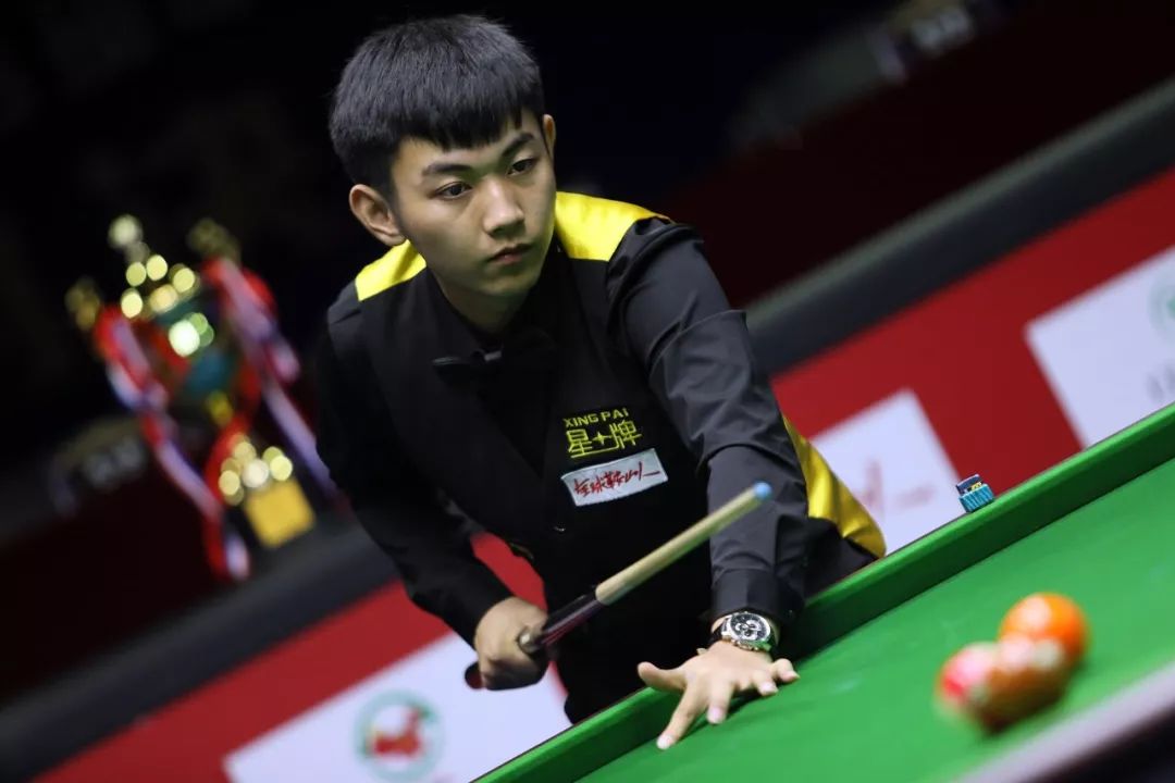 哲凯赖什与 哲凯赖什与